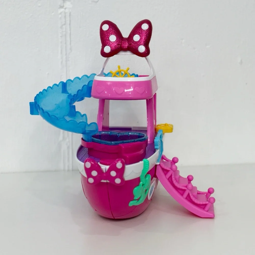 Disney Junior Minnie Mouse Bowdazzling Yacht Playset - Lights & Sound - Picture 8 of 12